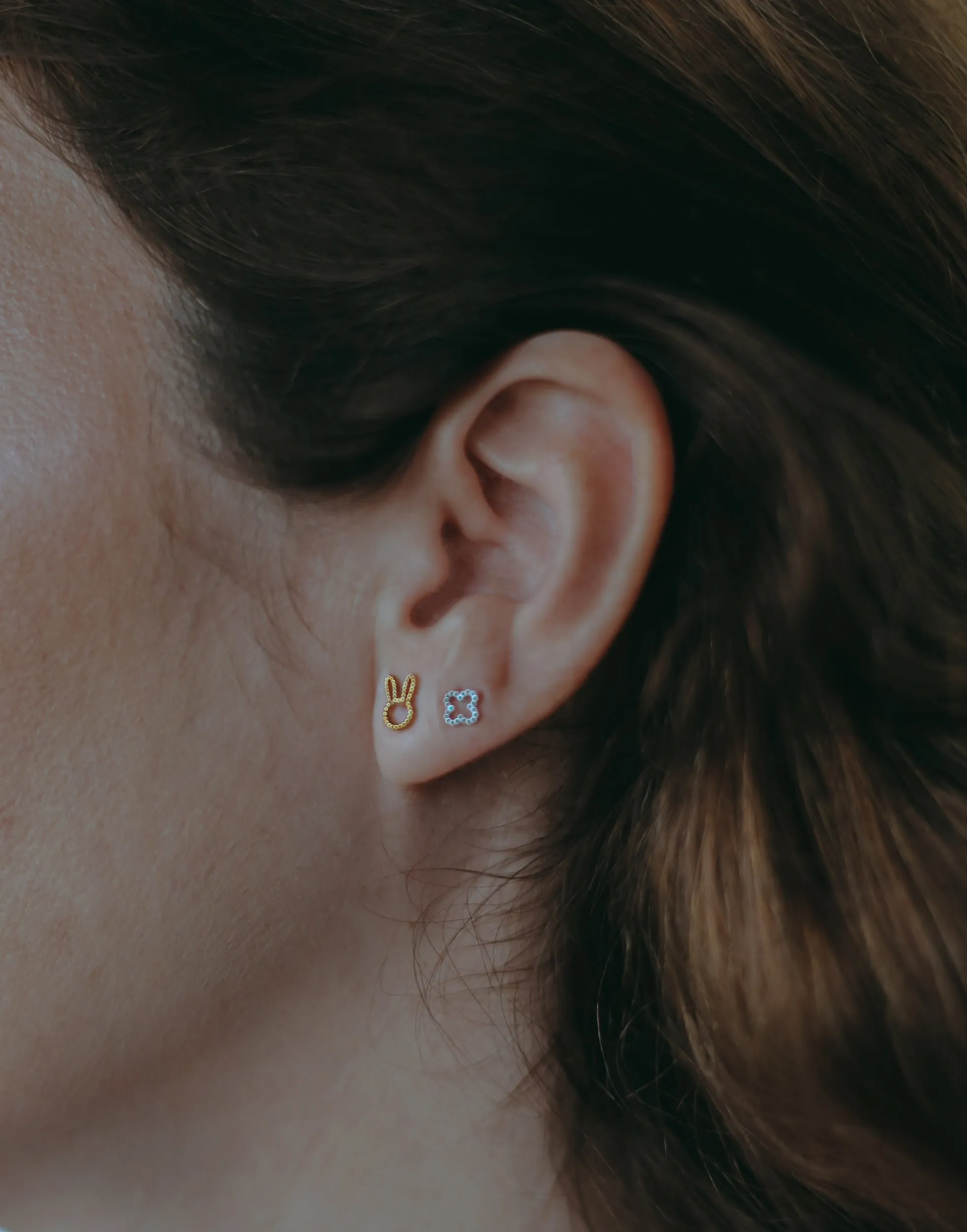 18k Mini Flower Studs