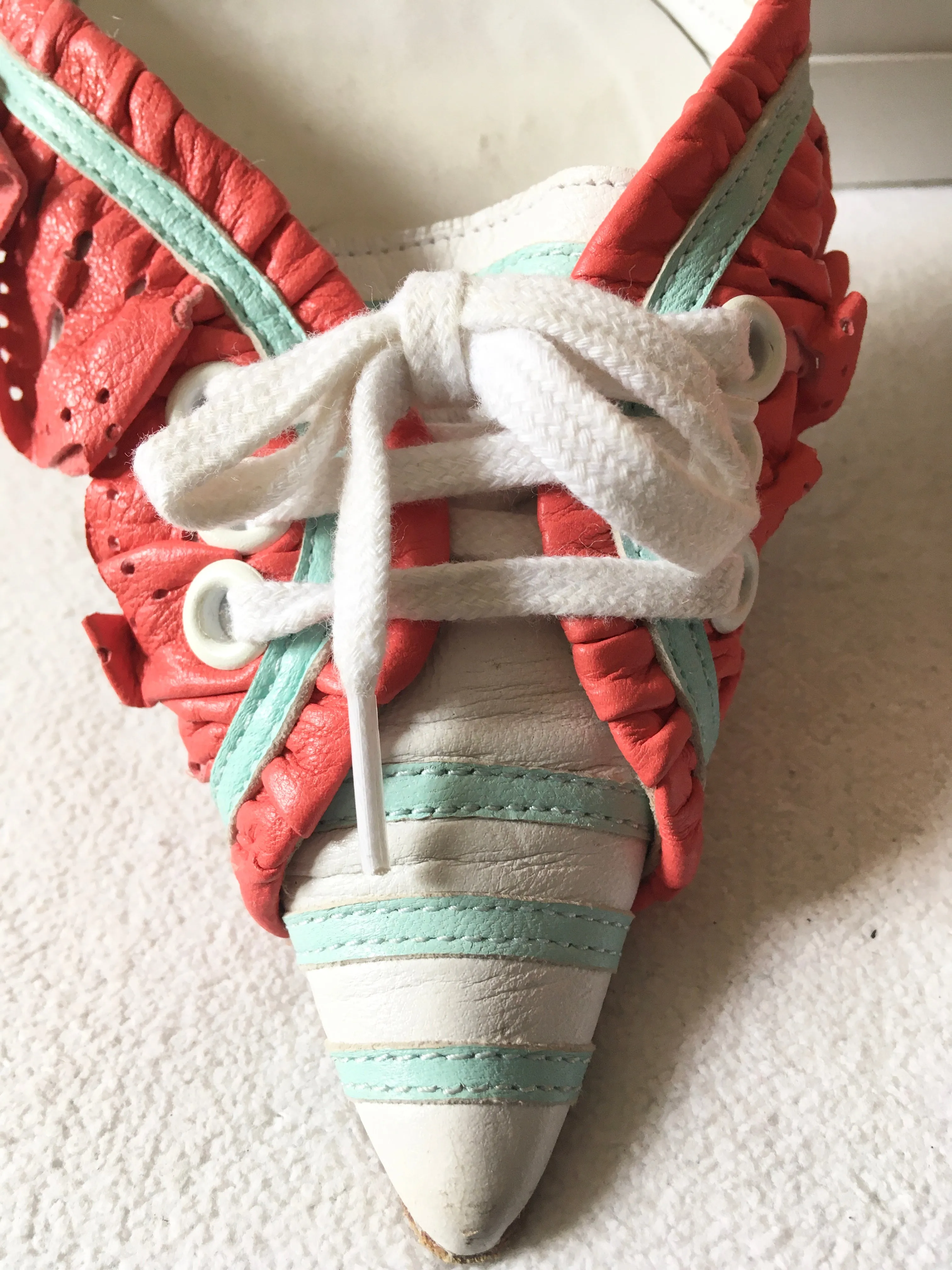 ALIMA WHITE,CORAL & MINT GREEN LEATHER KITTEN HEEL MULES SIZE 5/38