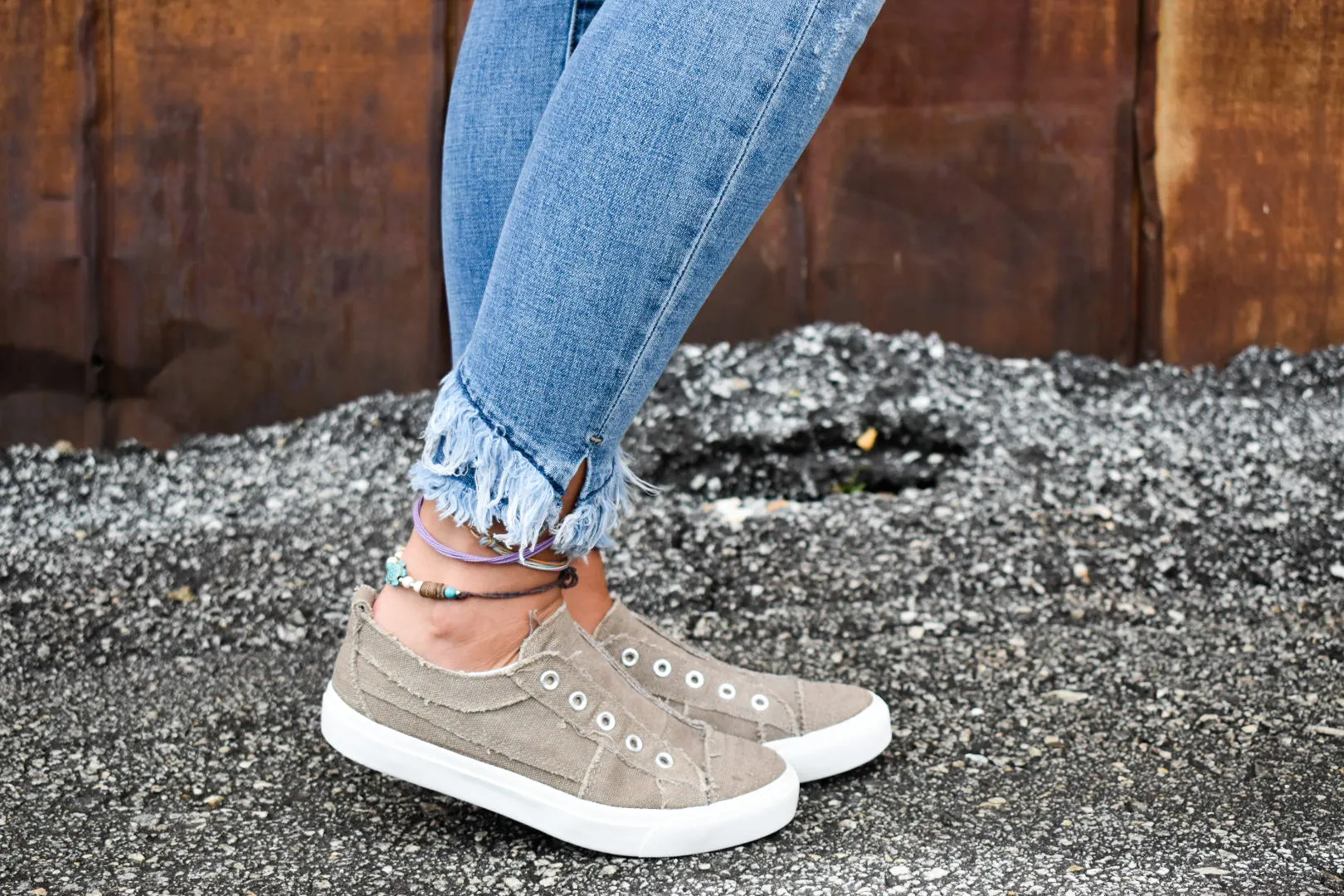 Babalu Taupe Corkys