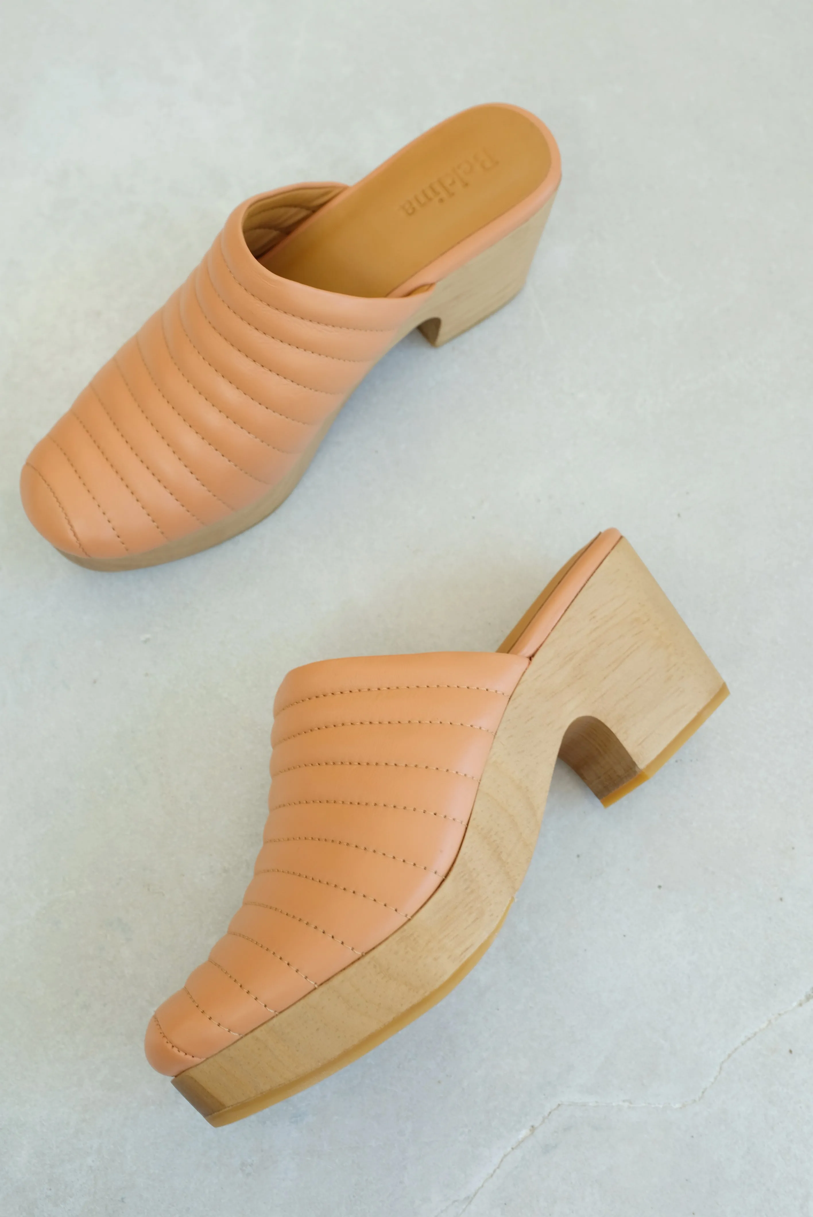 Beklina Ribbed Clog Peach