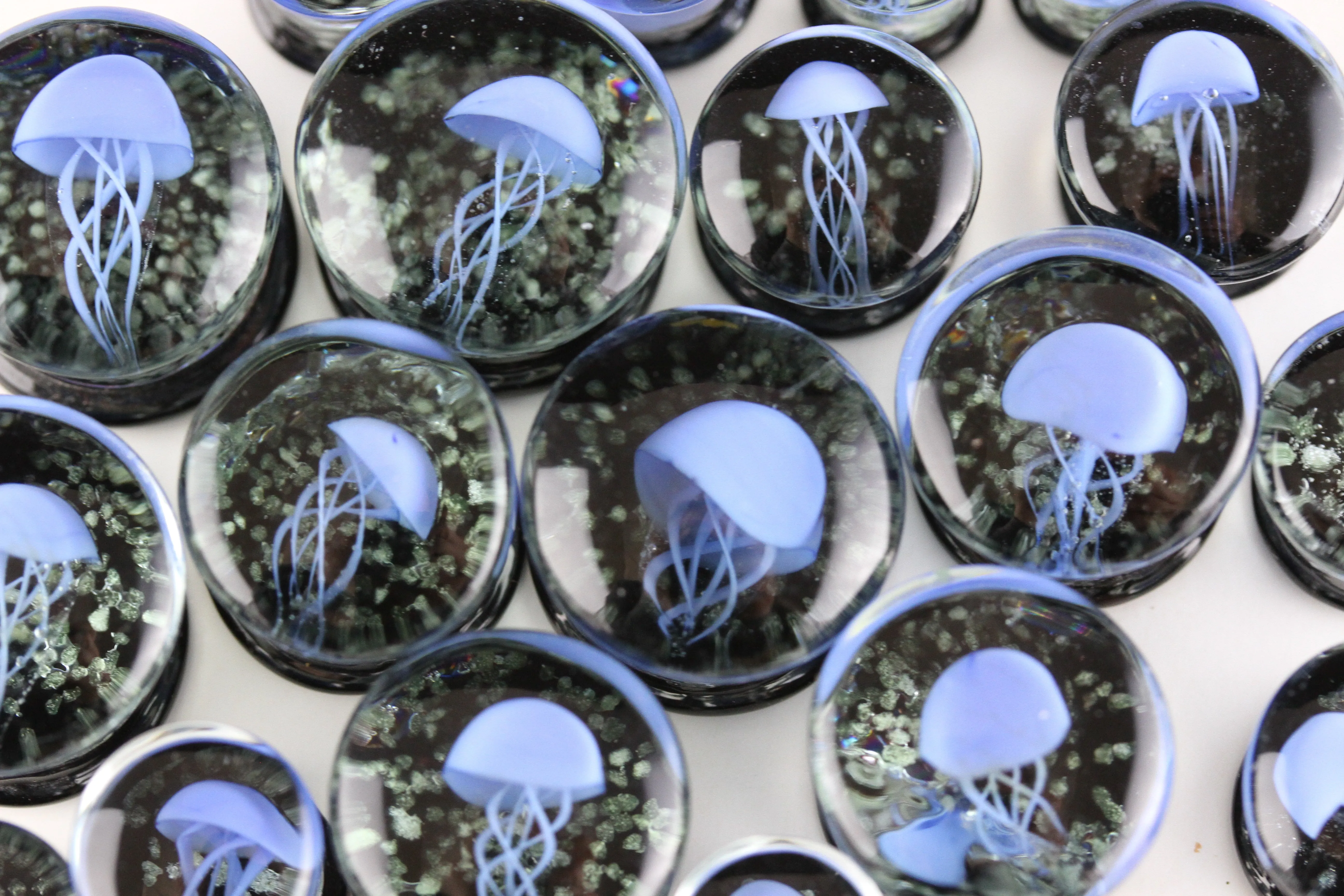 Blue JellyFish Glass Glow in the Dark Plugs (8mm - 16mm) (Pair) - G019