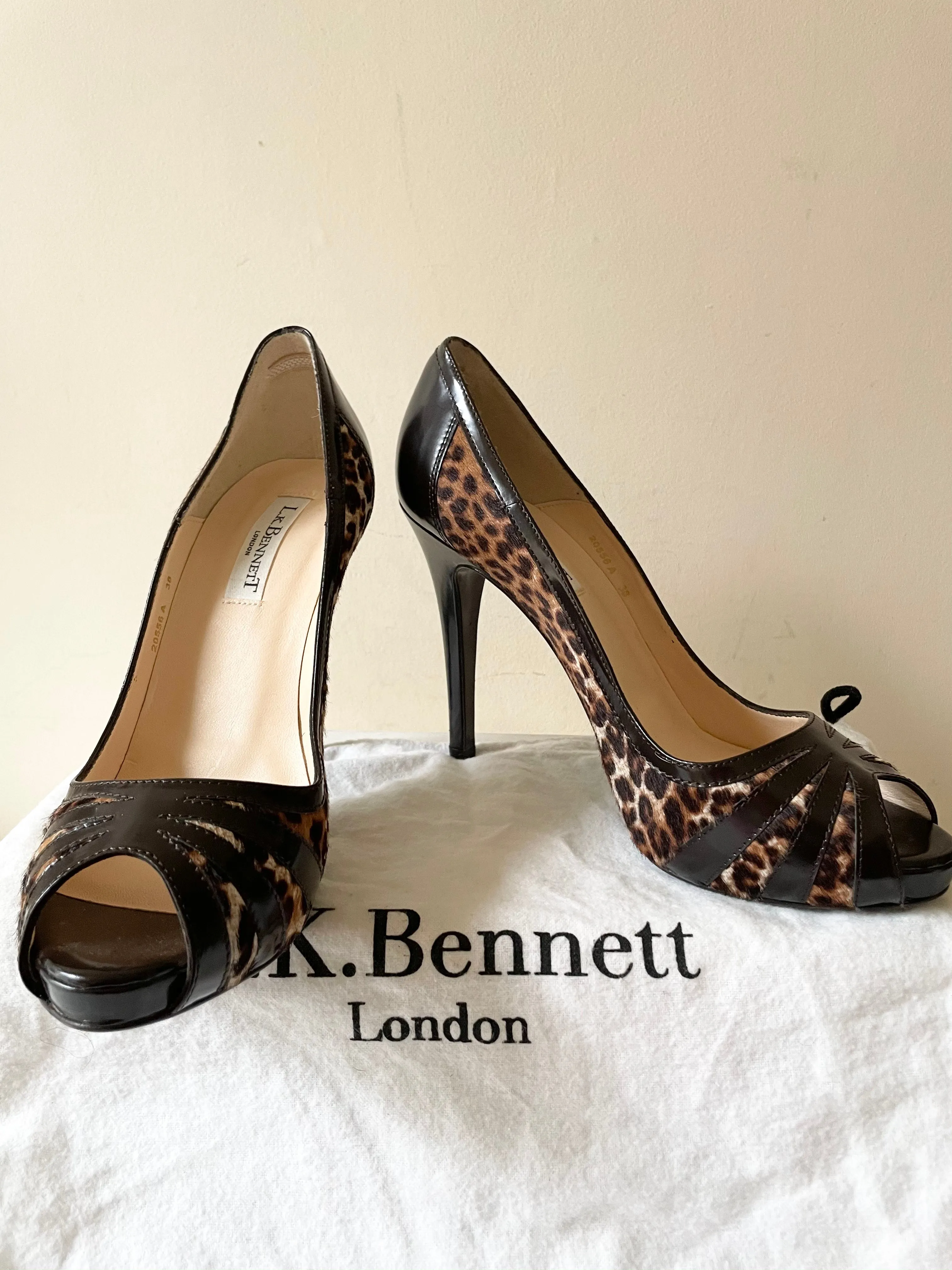 BRAND NEW LK BENNETT BLACK & BROWN LEOPARD PRINT PEEPTOE HEELS SIZE 5/38