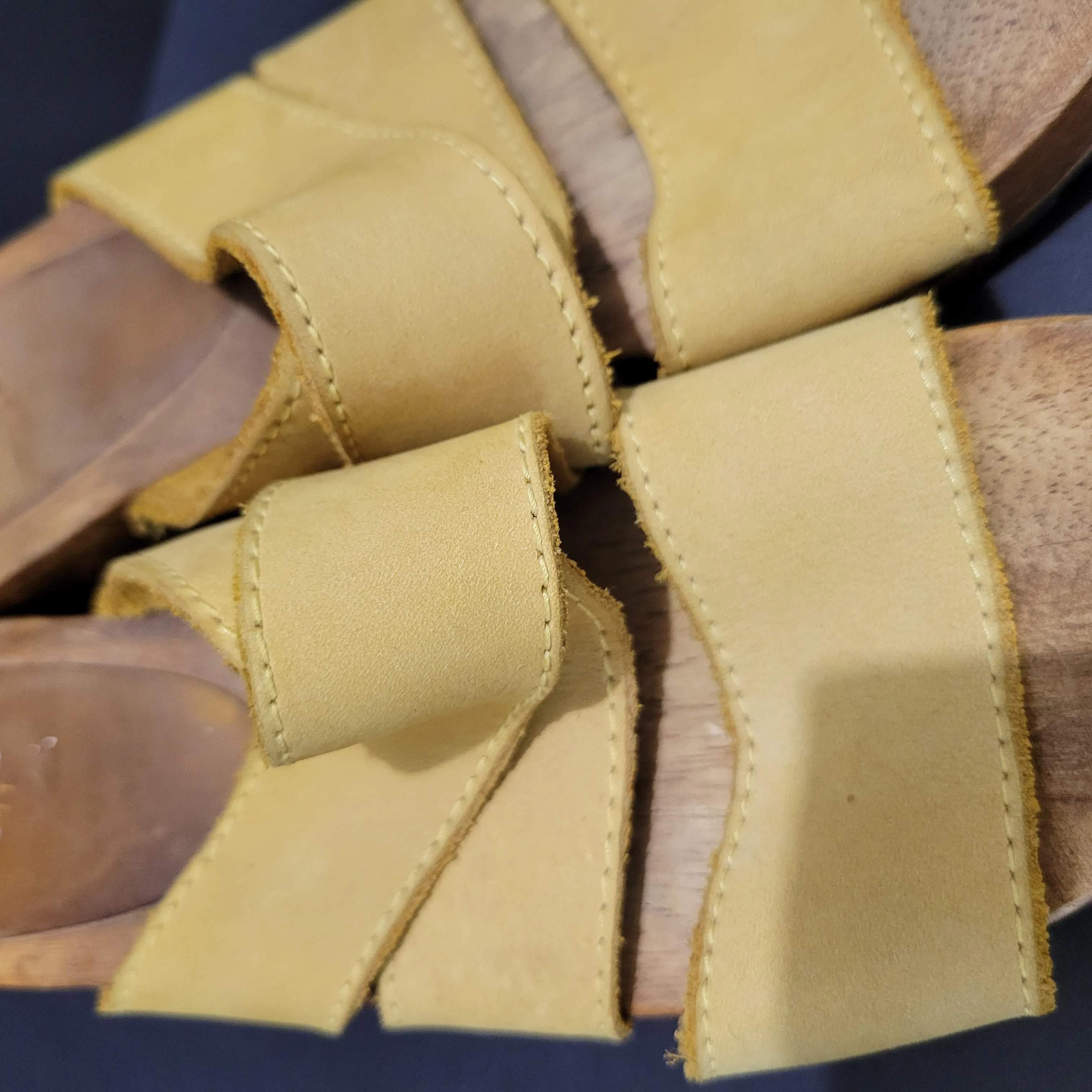 Candies Platform Sandals Clogs Size 6