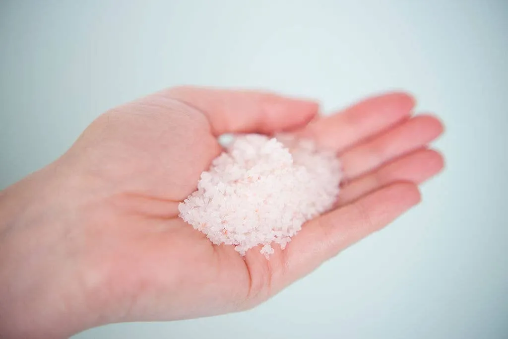 Coconut & Essential Oils Pink Himalayan Bath Salts (100g)
