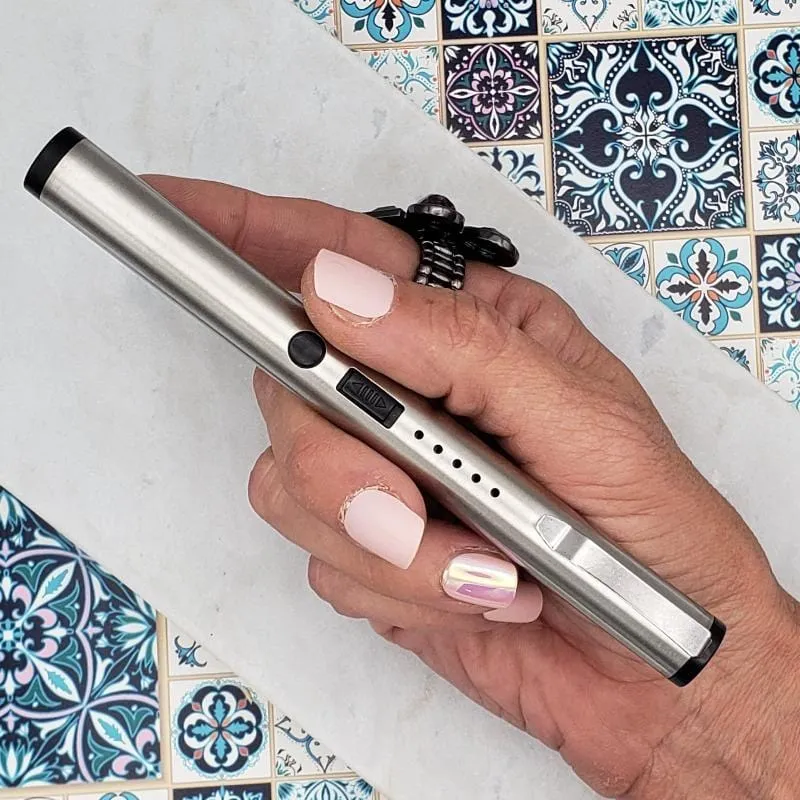 Defensive Deidra Stun Gun & Pepper Spray Self-Defense Kit