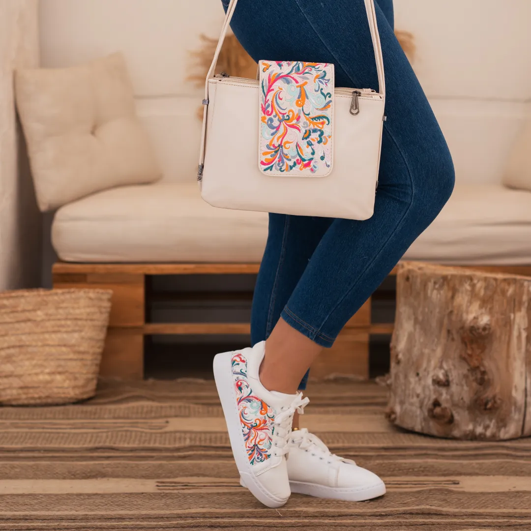 Embroidery Sneakers 06