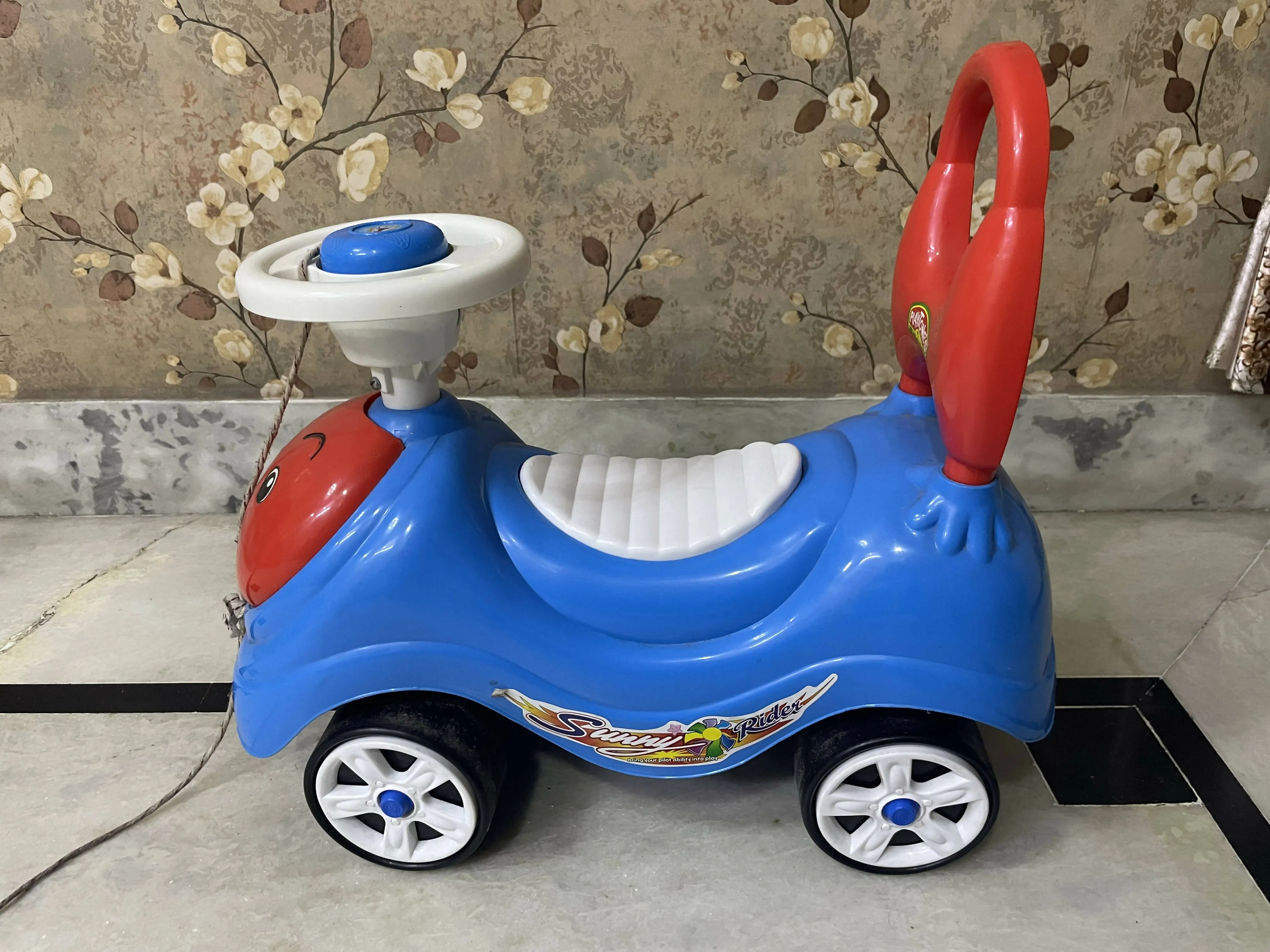 EVO LIFE KIDS SUNNY Ride On