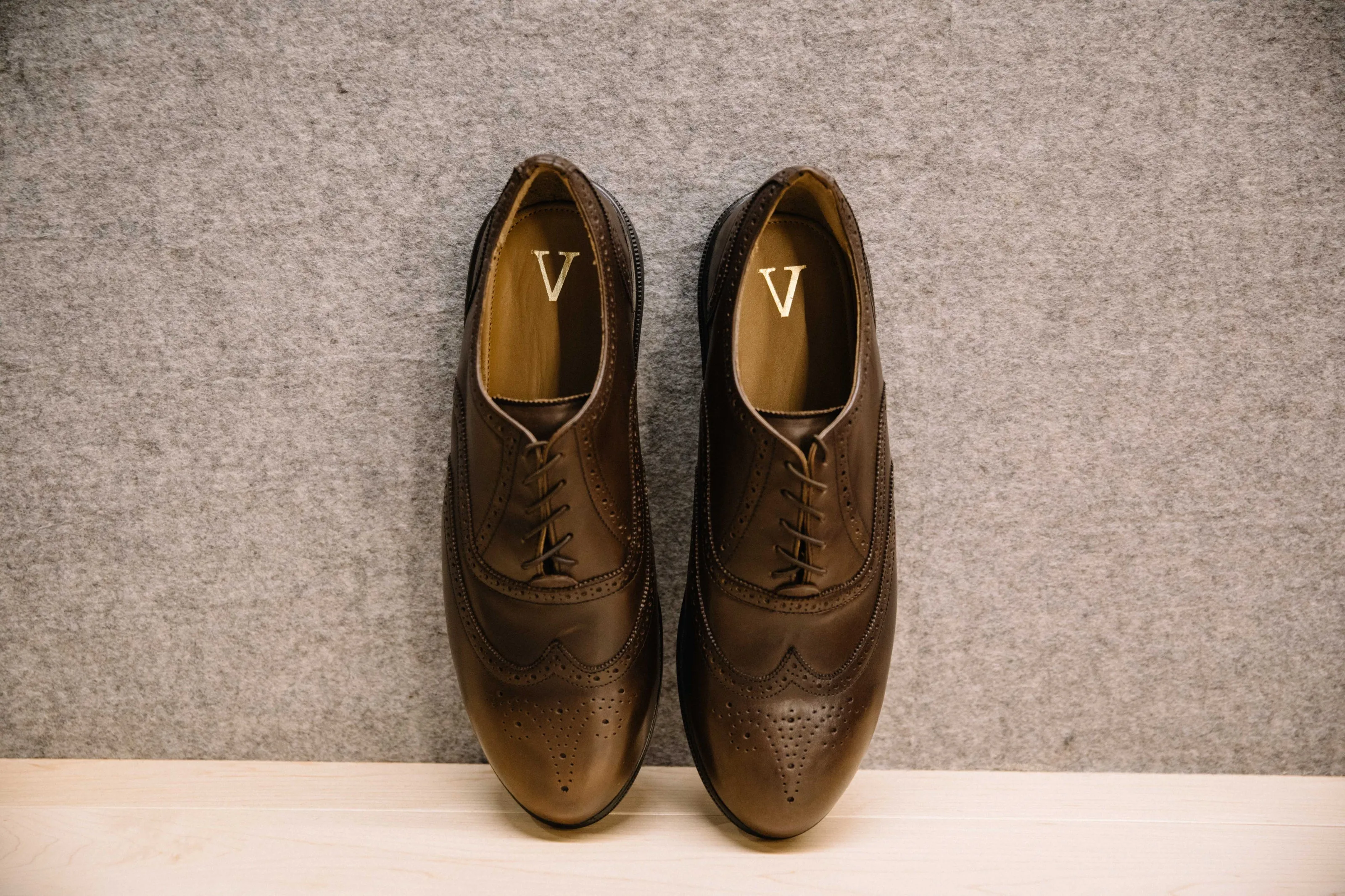 FALCON Wingtip Oxfords (Outlet)