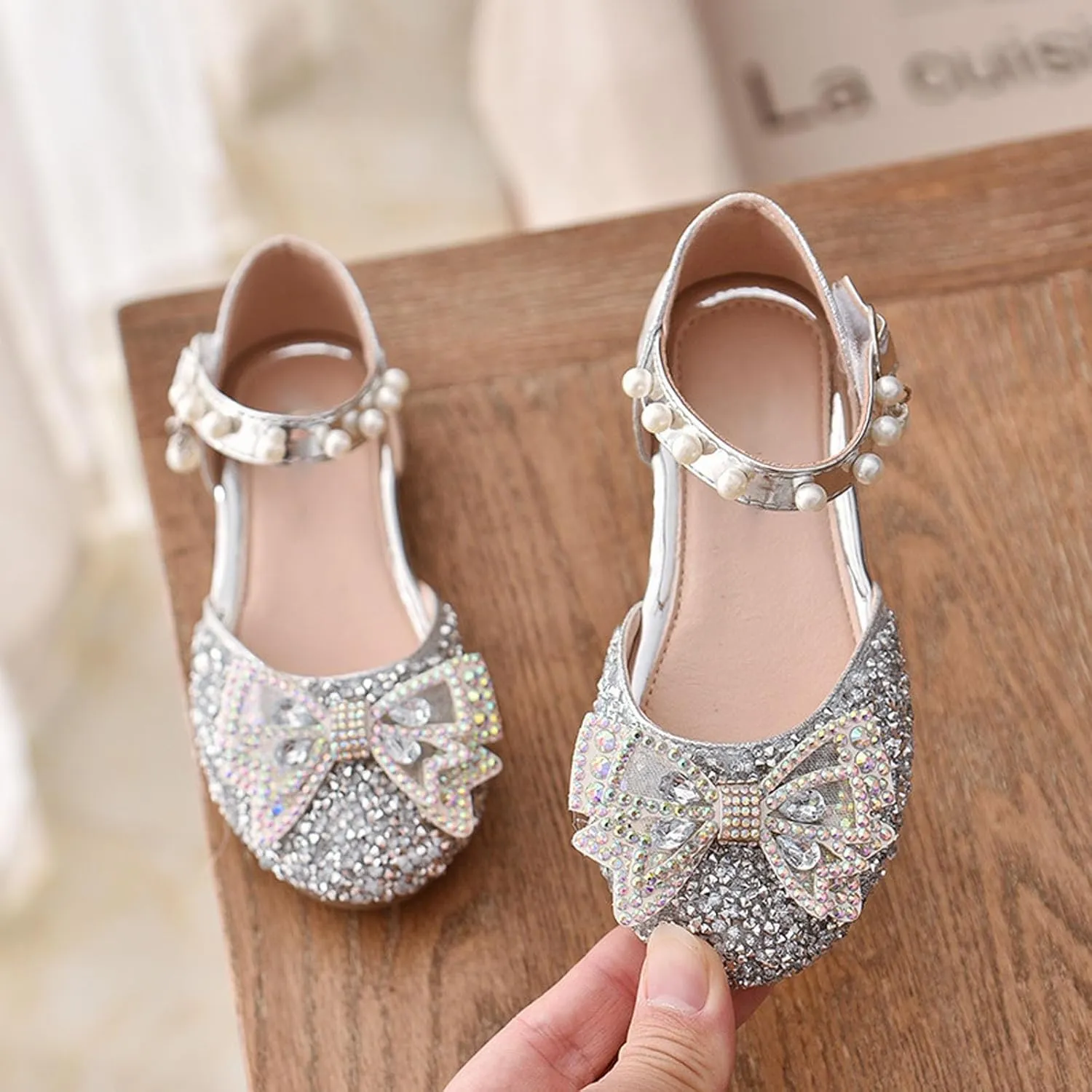 Kids Girls Mary Jane Ballerina Shoes 𝗥hinestones Bowknot Flower Girls Wedding Par𝘁y Pearl Strap Dress Shoes