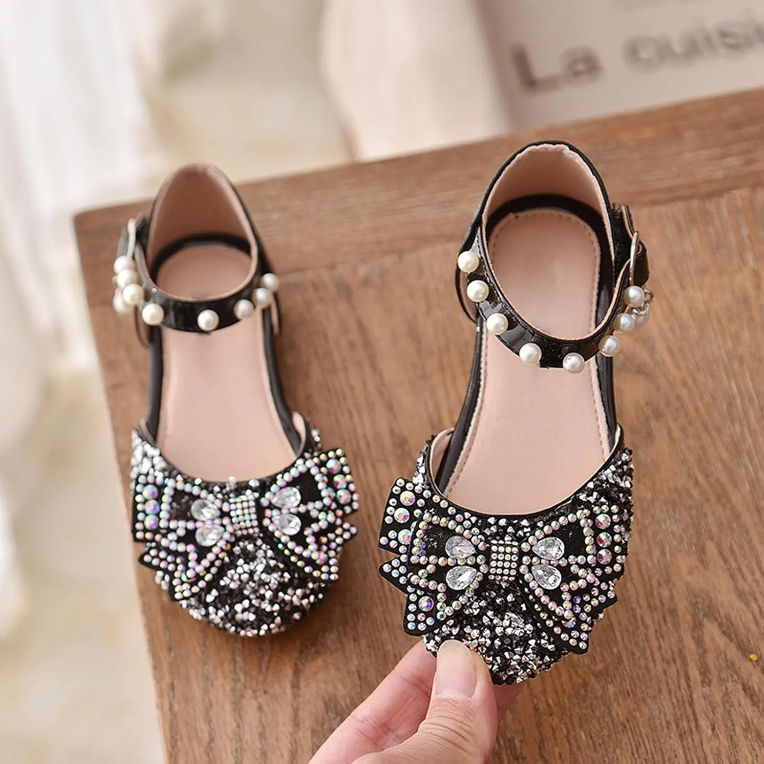 Kids Girls Mary Jane Ballerina Shoes 𝗥hinestones Bowknot Flower Girls Wedding Par𝘁y Pearl Strap Dress Shoes