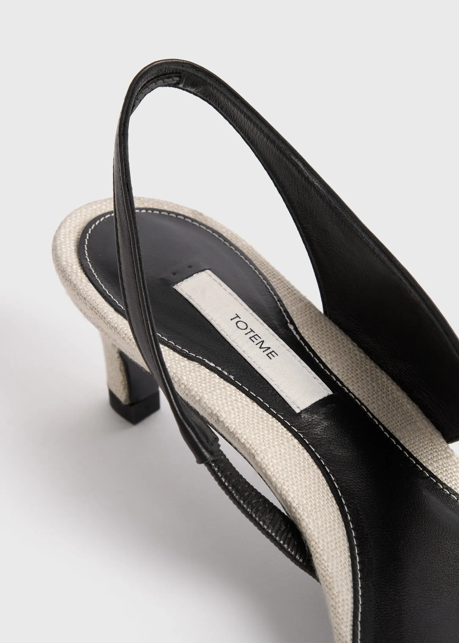 Leather heeled thong sandals black/sand