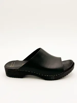Low Clogs