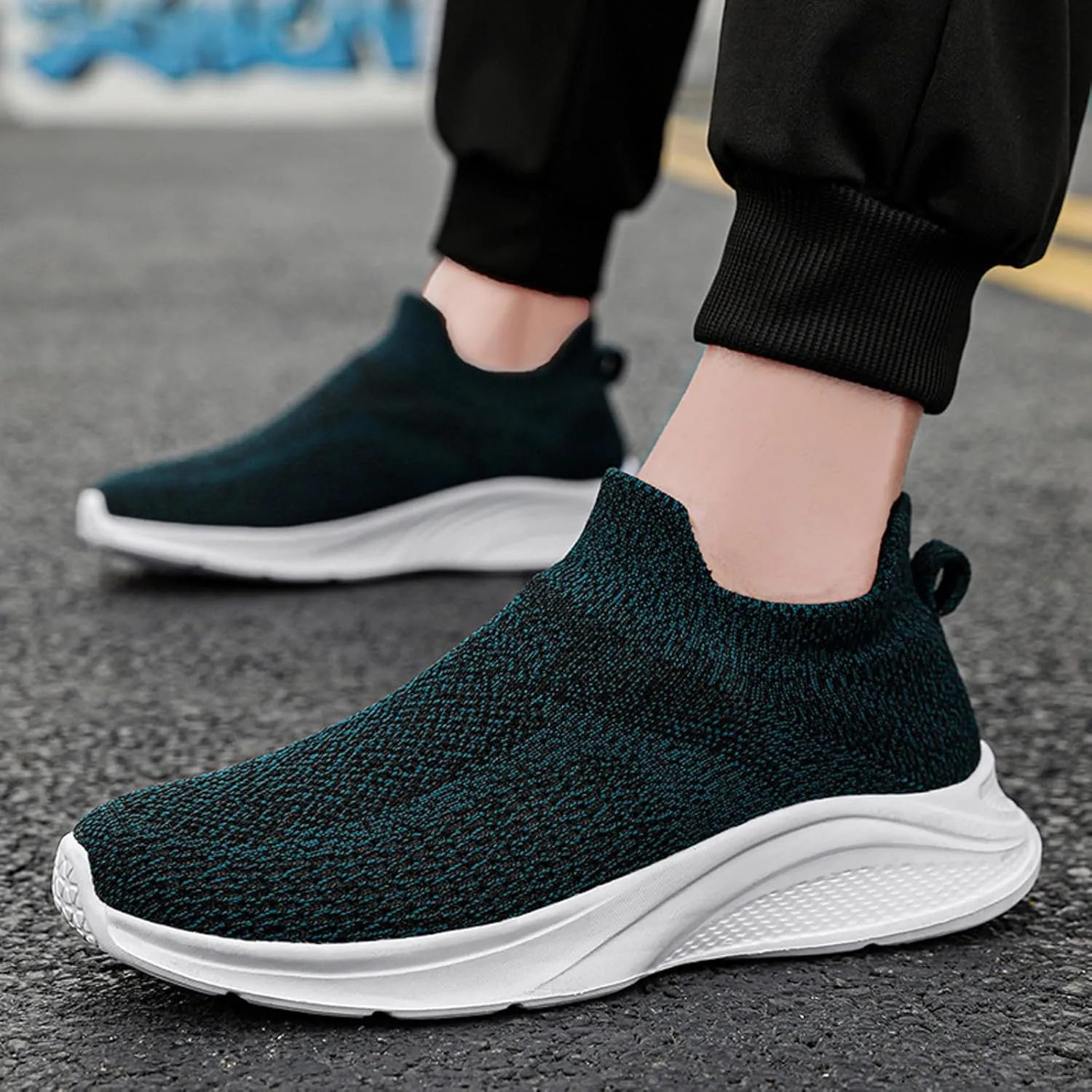 Mens Slip on Shoes Mens Athletic Shoes Walking Shoe for Men Sneaker for Men for Everyday and Travel Mesh Sneaker
