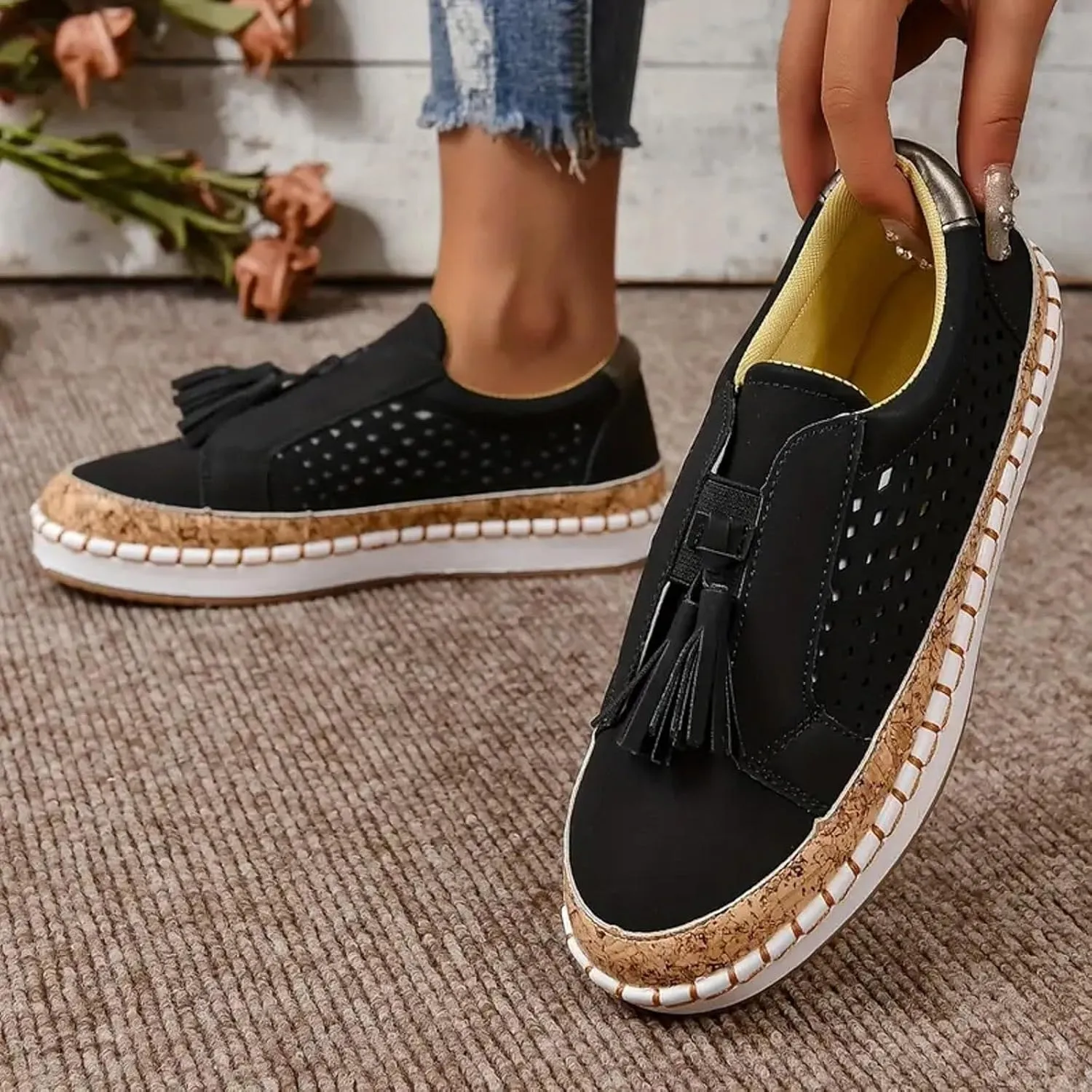 Platform Loafers for Women Walking Shoes Fashion Slip On Sneakers Comfortable Tassel Casual Work Shoes Chunky Loafer
