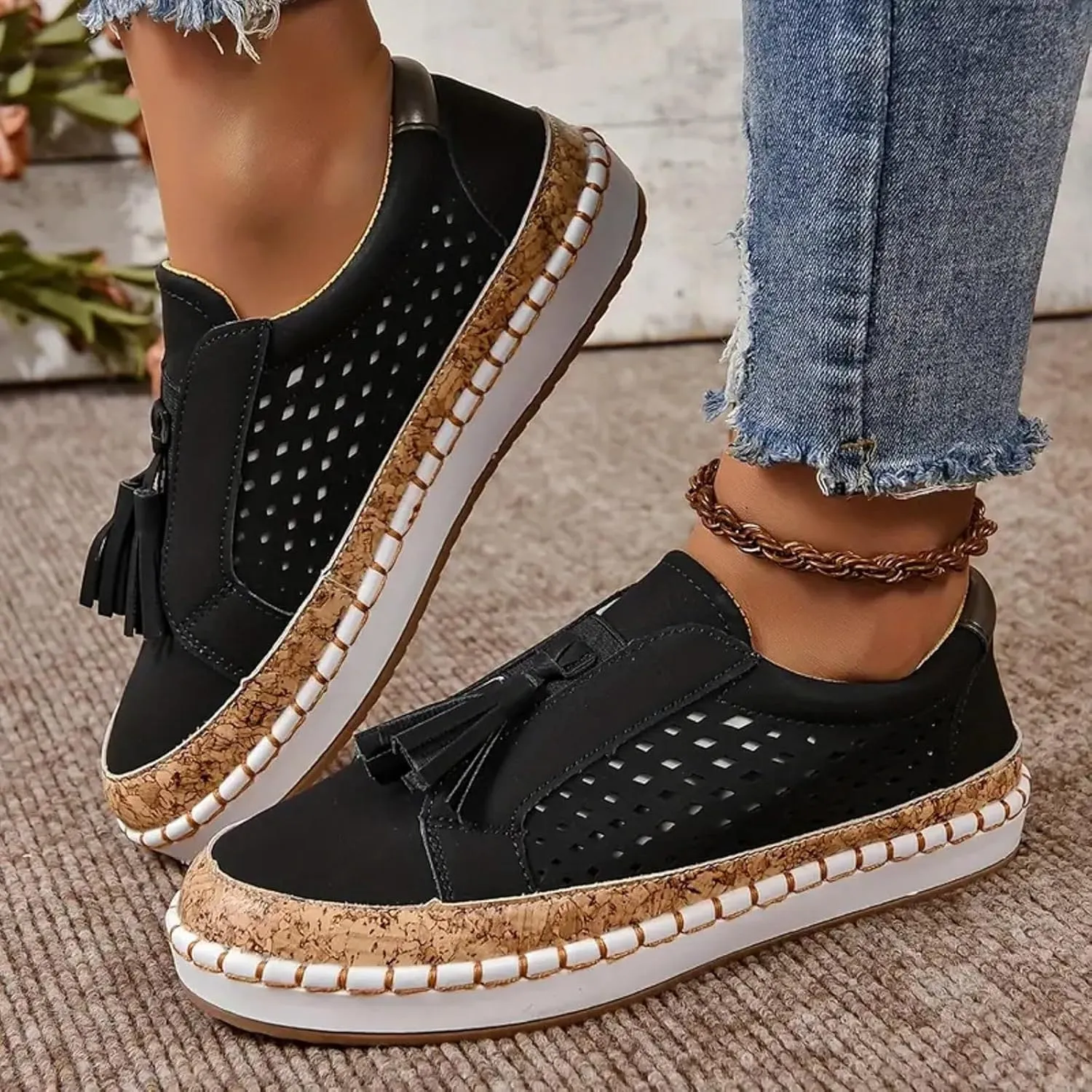 Platform Loafers for Women Walking Shoes Fashion Slip On Sneakers Comfortable Tassel Casual Work Shoes Chunky Loafer