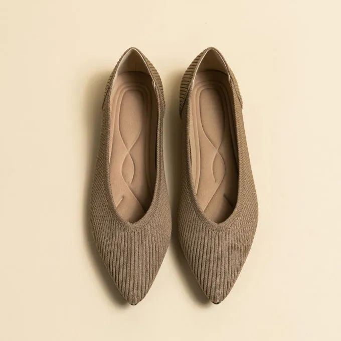 Pointed Shallow Mouth Flat Sole Shoes Women's Casual Large Size Boat Shoes Commuter Shoes