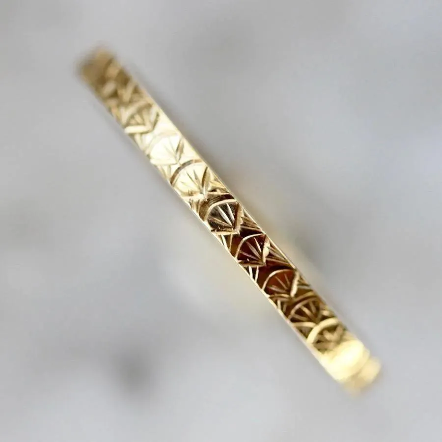 Run Wild Art Deco Engraved Gold Band