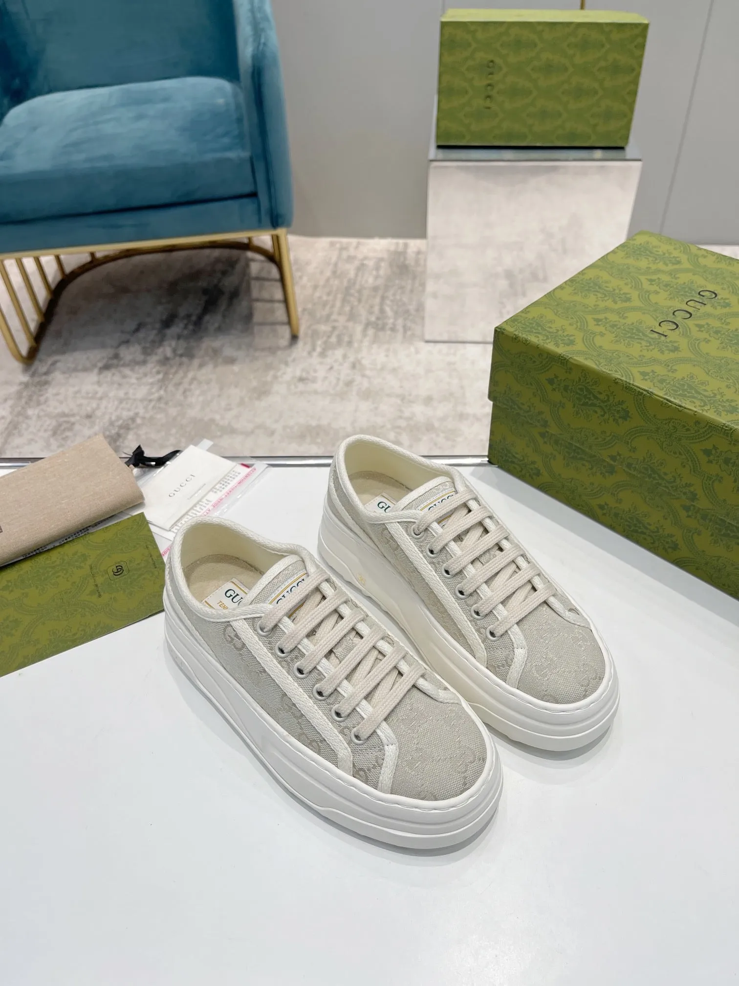 SE1146 GG Sneakers / Size5-11
