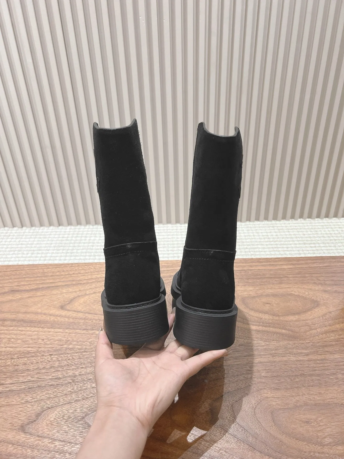 SE1483 CC Short Boots / Size5-10