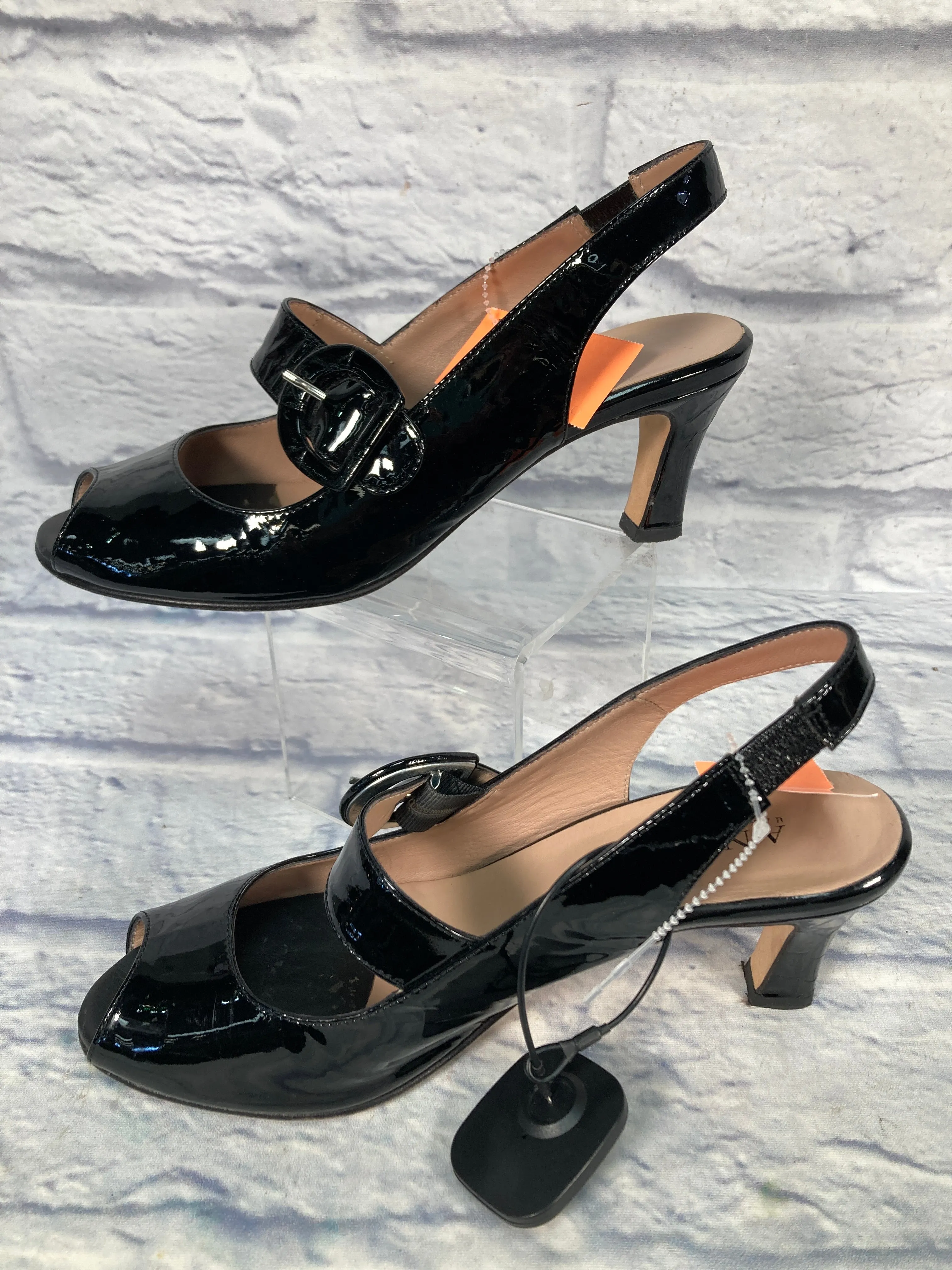 Shoes Heels Kitten By Clothes Mentor In Black, Size: 8