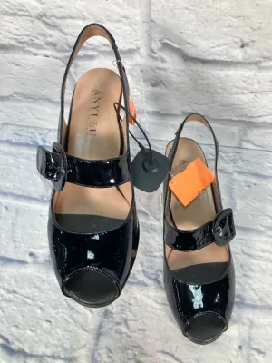 Shoes Heels Kitten By Clothes Mentor In Black, Size: 8