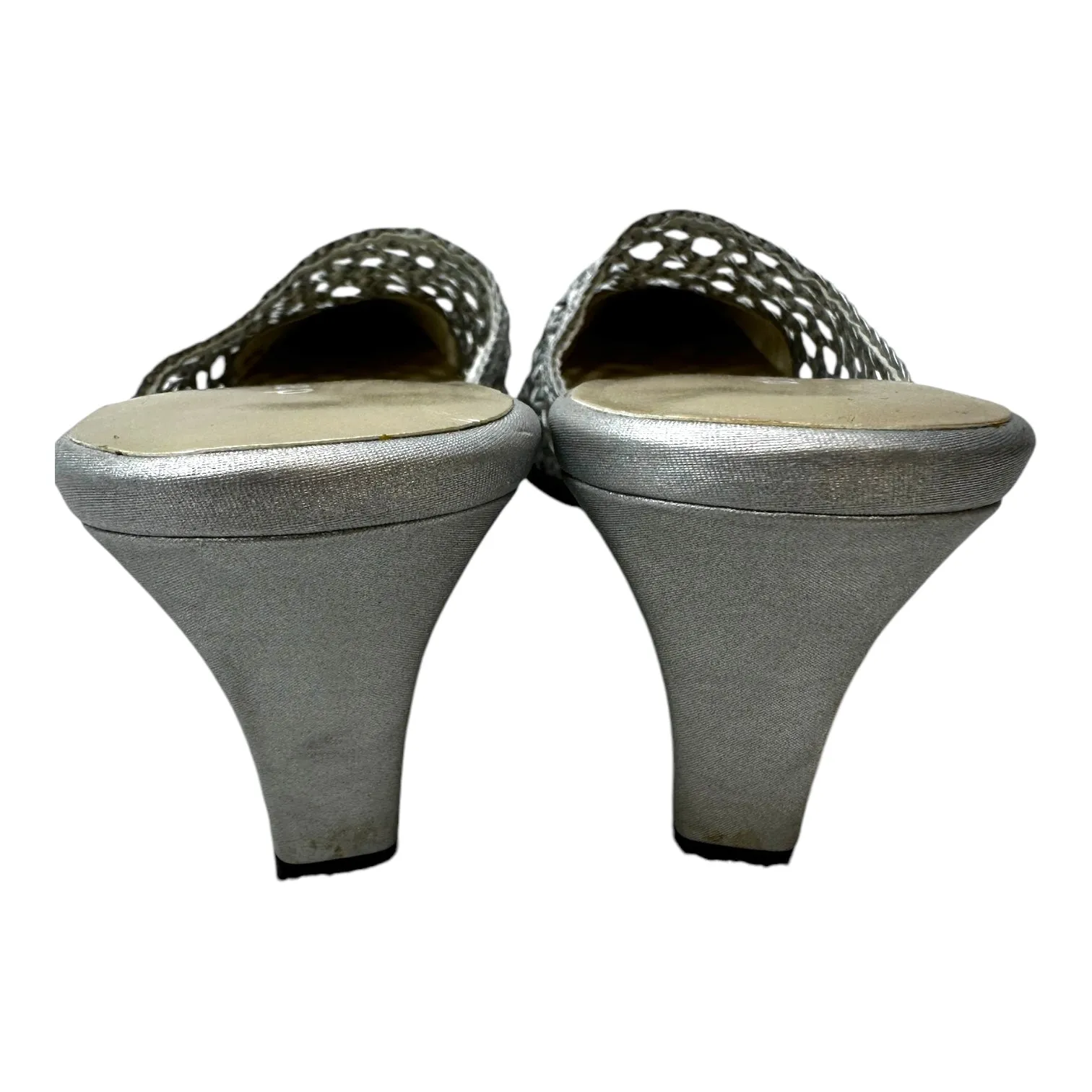 Shoes Heels Kitten By Clothes Mentor In Silver, Size: 8