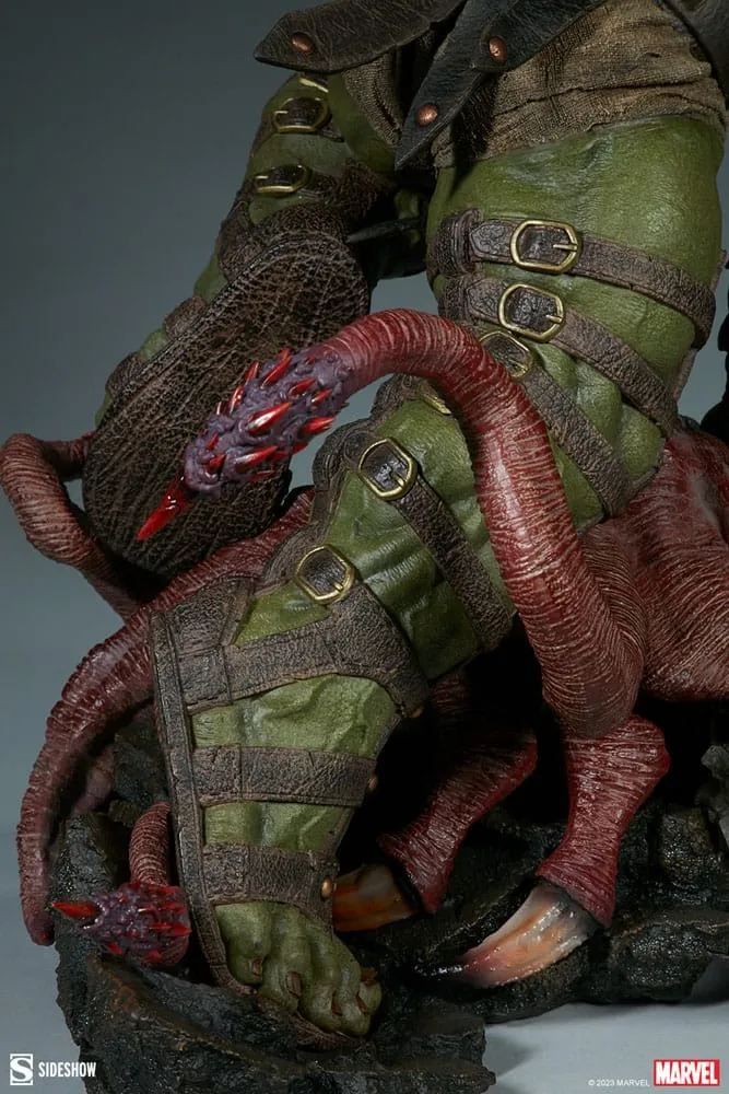 SIDESHOW - Marvel - Planet Hulk - Gladiator Hulk 26 inch Maquette
