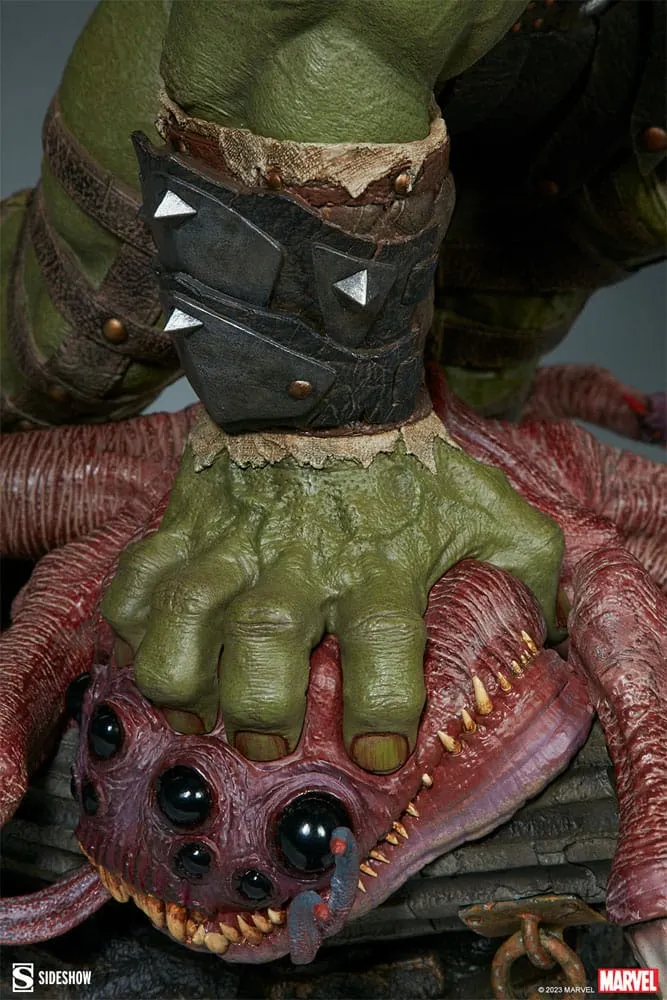 SIDESHOW - Marvel - Planet Hulk - Gladiator Hulk 26 inch Maquette
