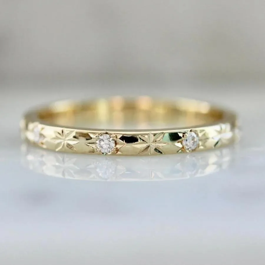 Starbright Diamond Star & Diamond Engraved Band