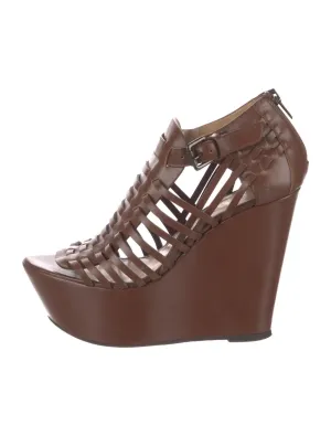 VERA WANG JANNALI LEATHER GLADIATOR SANDALS