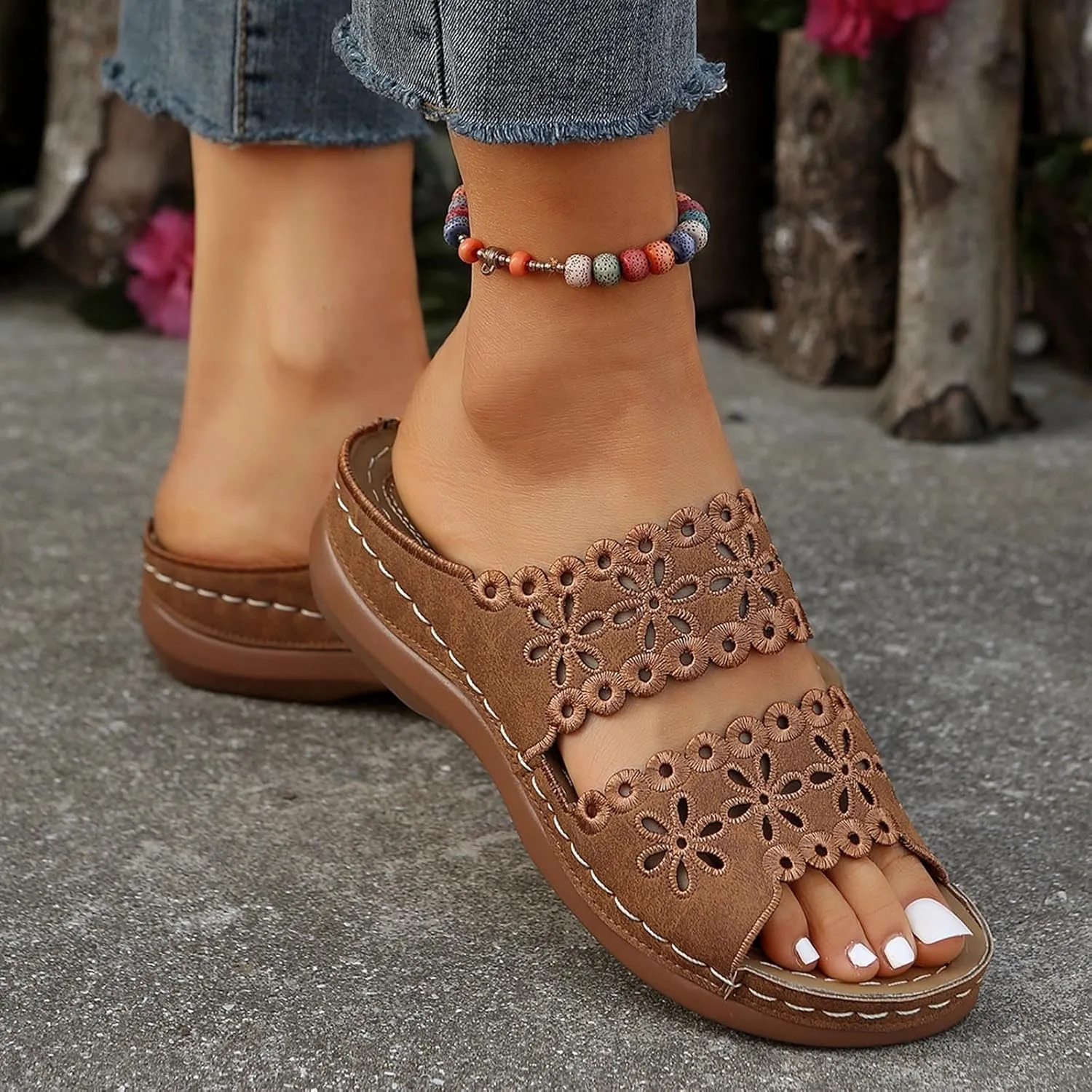 Women's Soft Sole Flat Shoes Casual Large Size Solid Hollow Sandals Drag Beach Slope Sandals with Arch Support