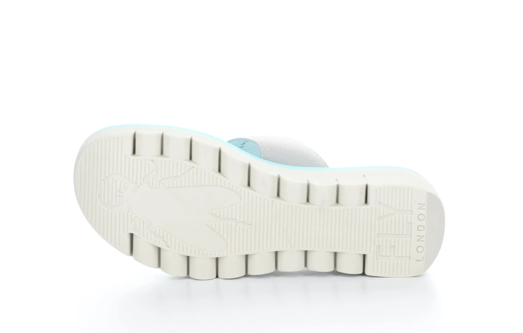 YOMU725FLY Cupido Cloud (Mynt) Thong Sandals